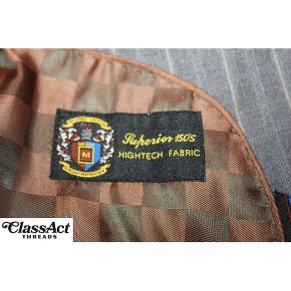 Mecca 2 Piece Suit Mens Gray Striped Peak 2 Button 42R Pleated Fronts 38" Waist - Picture 12 of 13